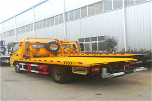 广丰附近拖车救援搭电