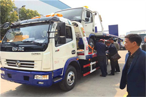 广丰汽车道路救援拖车价格
